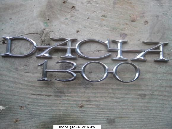 dacia 1300 (mare) - 1 buc. diverse embleme