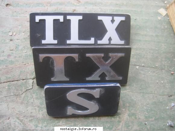 s - 1 buc
tx - 1 buc
tlx - 1 buc diverse embleme