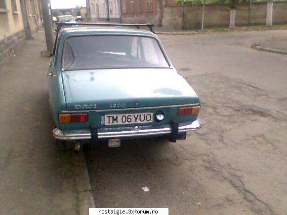 2 poze cu dacia 1300
