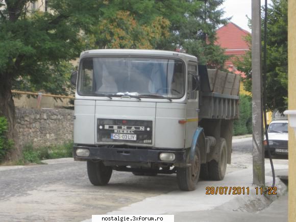 un roman saviem care muncea de zor prin cat am umblat eu pe acolo in acea zi, de cel putin 5 ori a