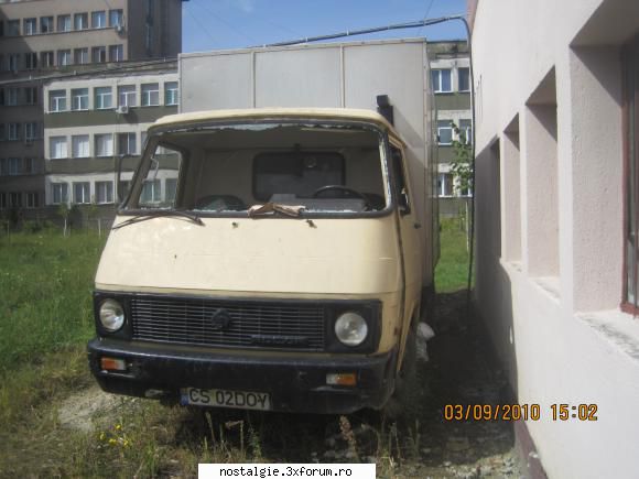 un tv rocar izoterma, in stare buna, cu exceptia acest tv trecea zilnic prin fata blocului meu, il