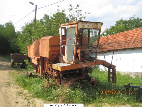 o bag si pe asta aici - gloria cp 12 poze cu tractoare universal