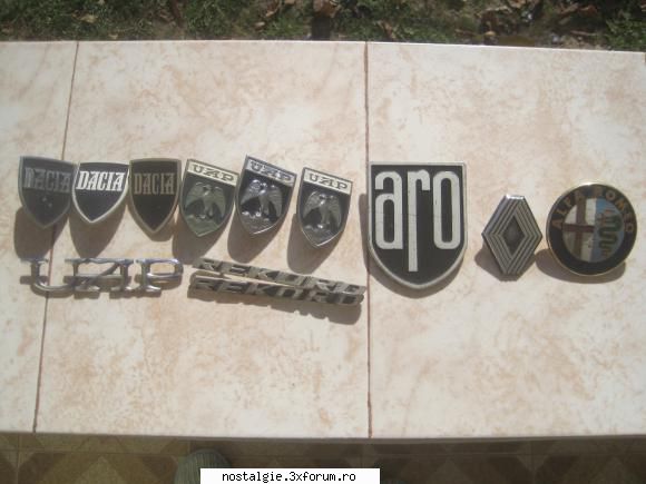 uap - 25 lei
scris uap - 40 lei
sigla dacia - 20 lei
sigla aro - 40 lei
scris rekord - 20 lei
sigla